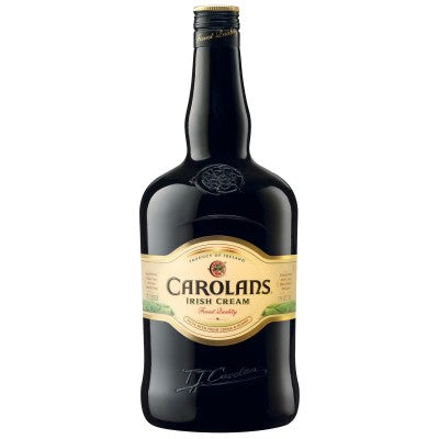 Carolans Irish Cream With 2 Hitchhikers