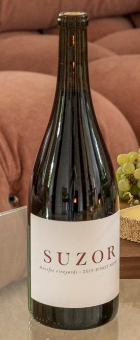 Suzor Menefee Vineyard Pinot Noir 2017 (750ML/12) 2017