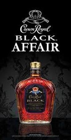 Crown Royal Canadian Whisky Black