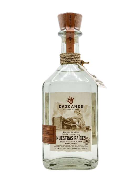 Cazcanes Nuestras Raices Still Strength Blanco Edicion