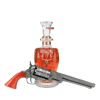 Doc Holliday Gift Set With Revolver Bourbon Whiskey