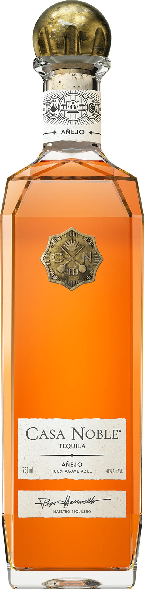 CASA NOBLE ANEJO TEQUILA